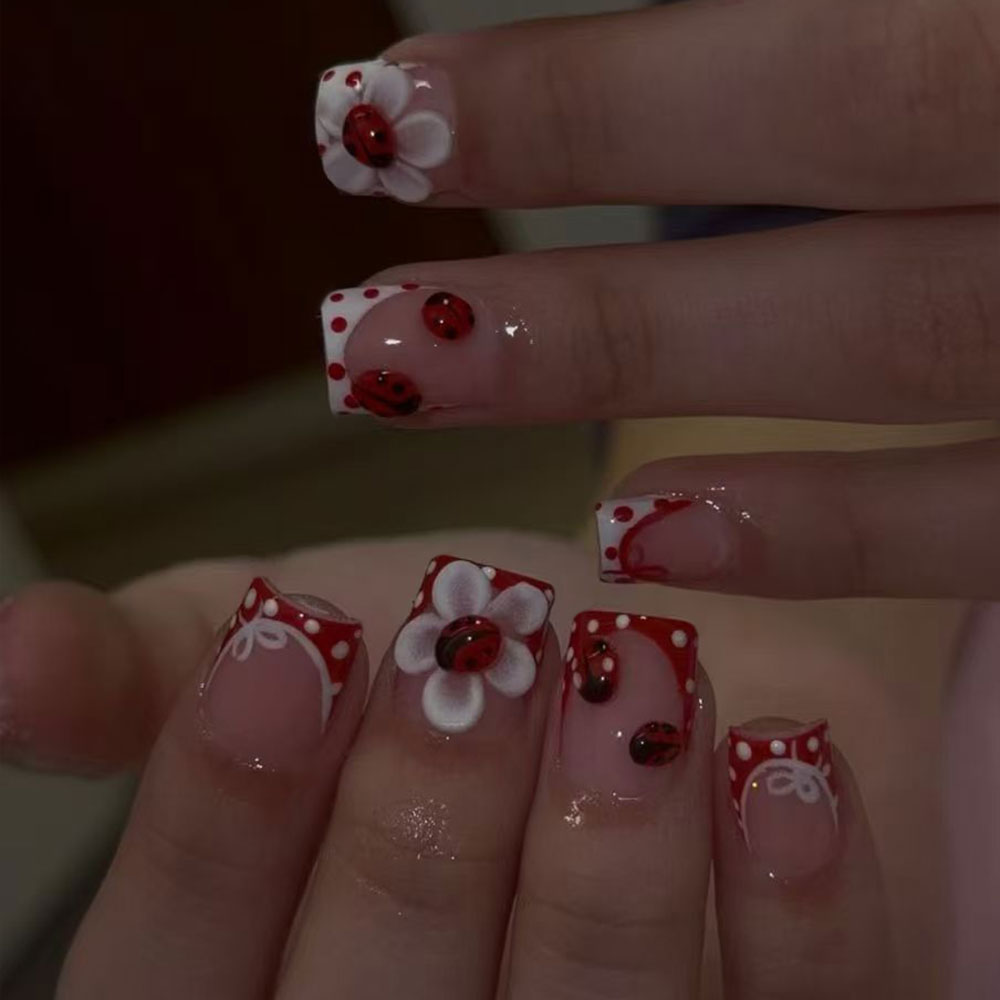 Nail Art Red - 24 قطعة لكل مجموعة. ملصقات فن