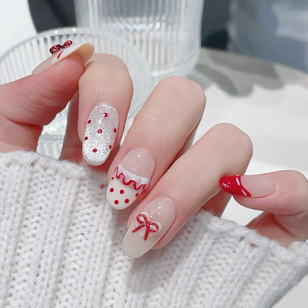 10 قطع أظافر صناعية قصيرة بيضا - مراجعة Nail Art Red وسعره