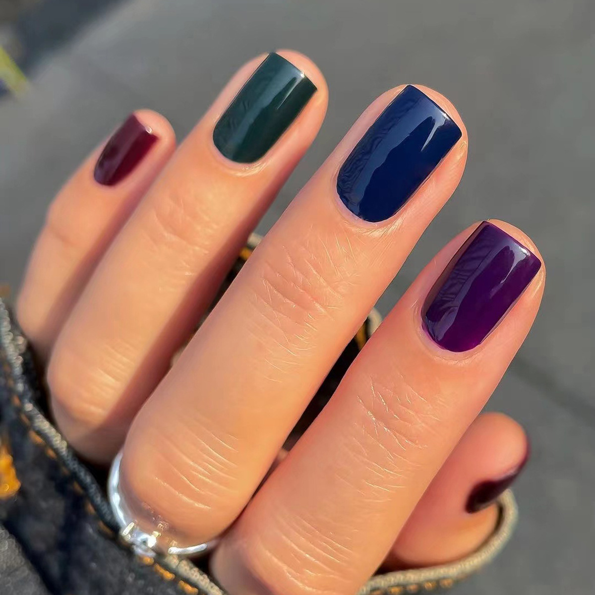 24 قطعة من أظافر الأكريليك الك - مراجعة Nail Art Red Wine وسعره