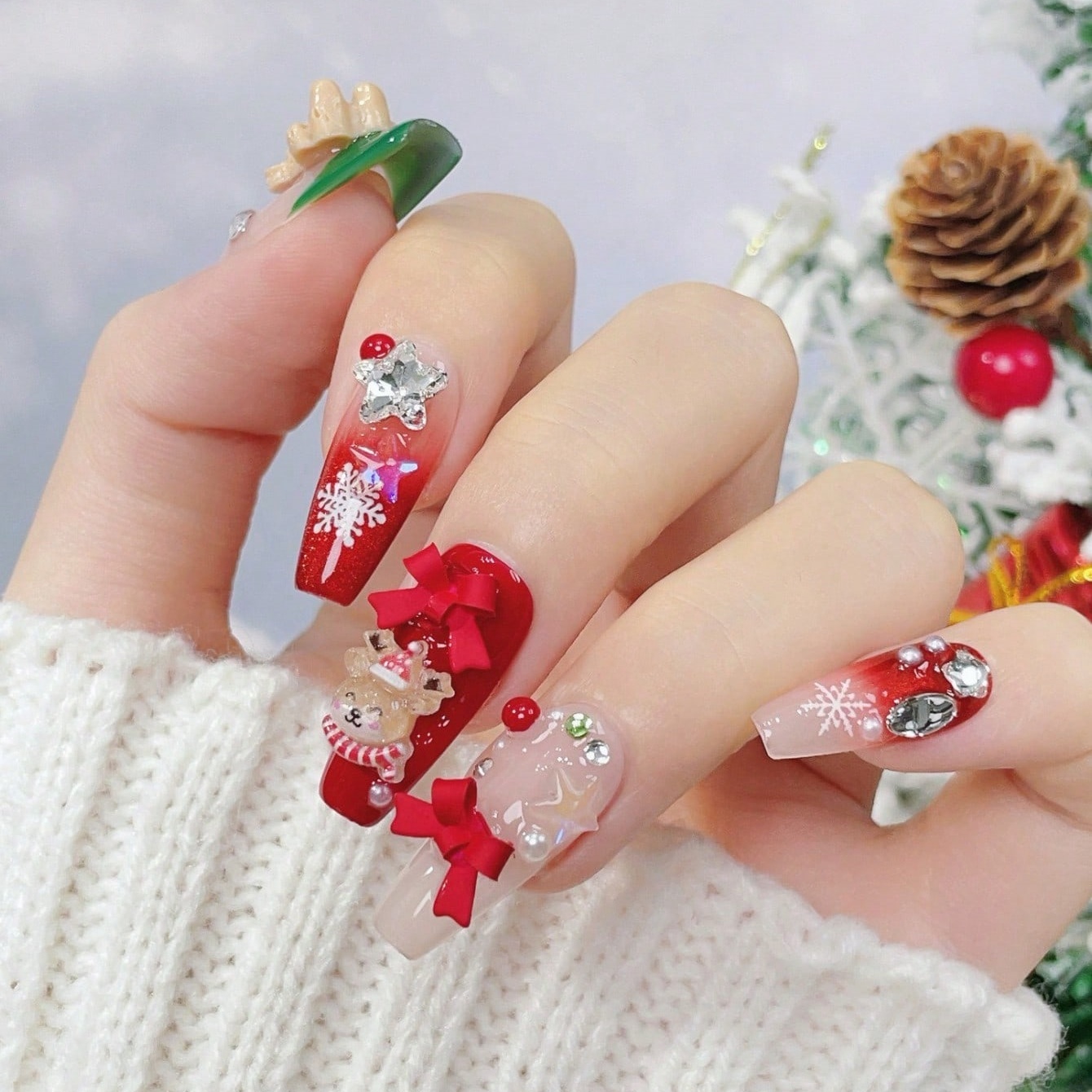 10 قطع من الأظافر الاصطناعية ا - مراجعة Nail Art Red وسعره